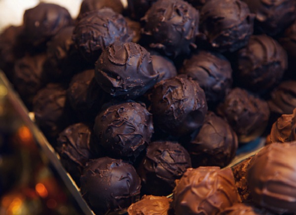 Bitter çikolatanın faydaları, bitter çikolata tarihi, bitter çikolata